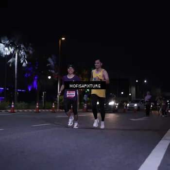 Runner Photo 5877262