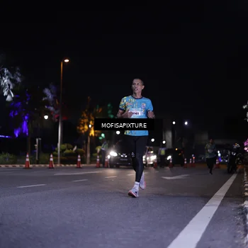 Runner Photo 5877264