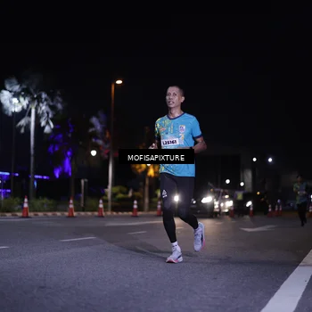Runner Photo 5877297
