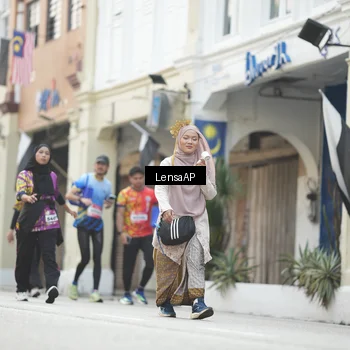 Runner Photo 5877305