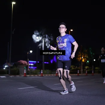 Runner Photo 5877338