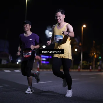 Runner Photo 5877340