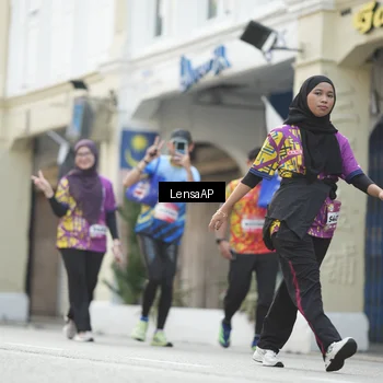 Runner Photo 5877343