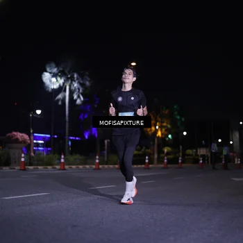 Runner Photo 5877348