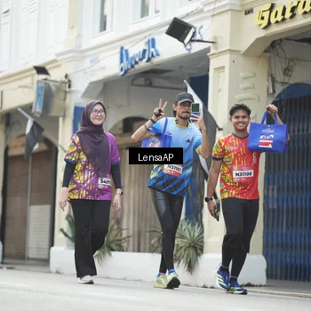 Runner Photo 5877351