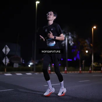 Runner Photo 5877359