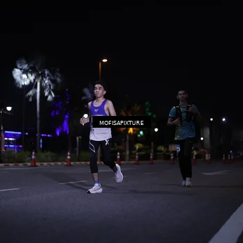 Runner Photo 5877367
