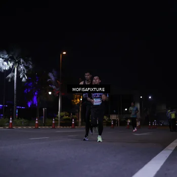 Runner Photo 5877369