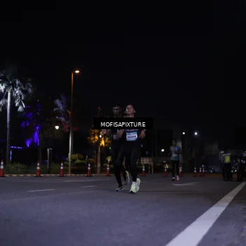 Runner Photo 5877372