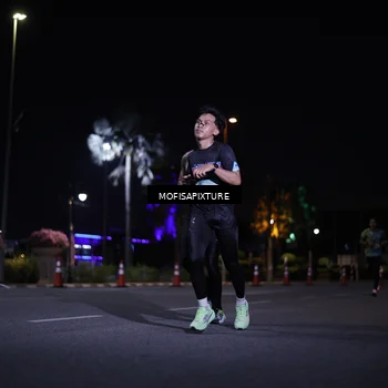 Runner Photo 5877379