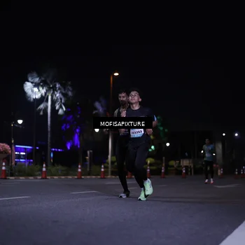 Runner Photo 5877391