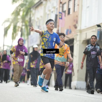 Runner Photo 5877398