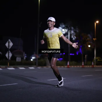 Runner Photo 5877449