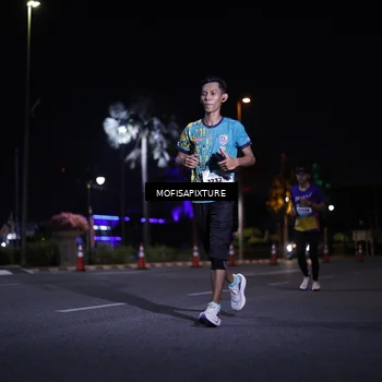 Runner Photo 5877450