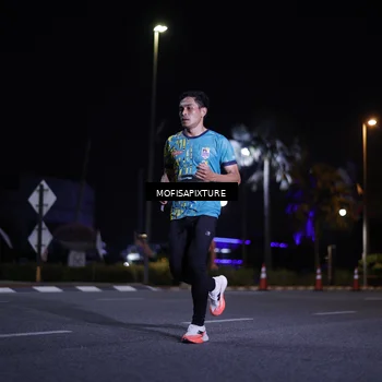 Runner Photo 5877452