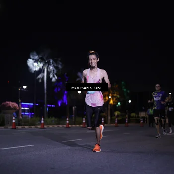 Runner Photo 5877465