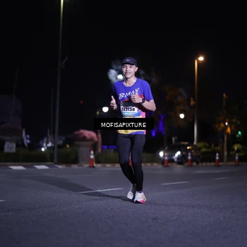 Runner Photo 5877501