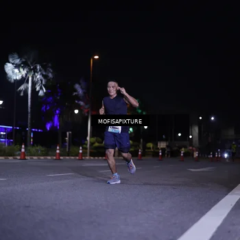 Runner Photo 5877504