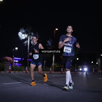 Runner Photo 5877658