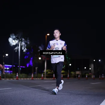 Runner Photo 5877670