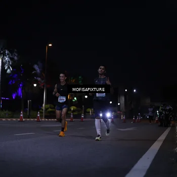 Runner Photo 5877672