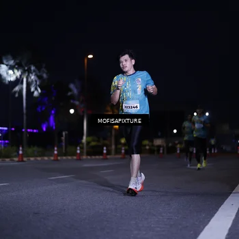 Runner Photo 5877725