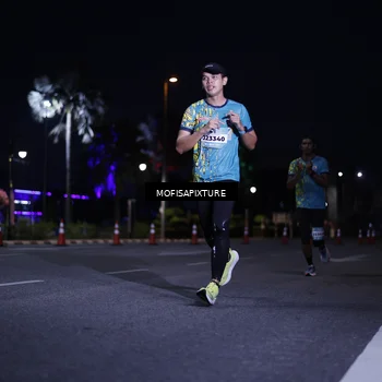Runner Photo 5877732