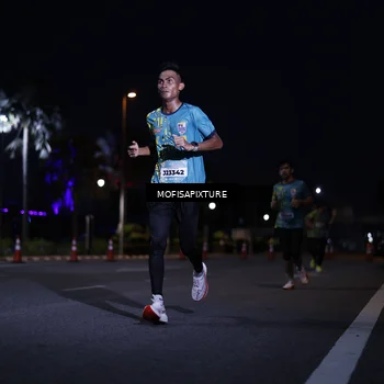 Runner Photo 5877744