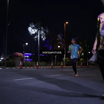 Runner Photo 5877789