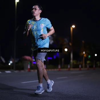 Runner Photo 5877818