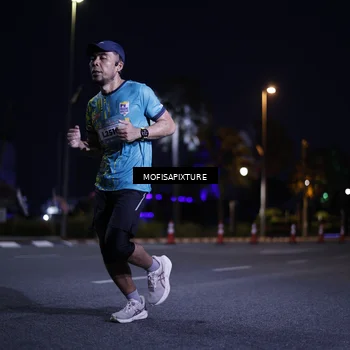 Runner Photo 5877838