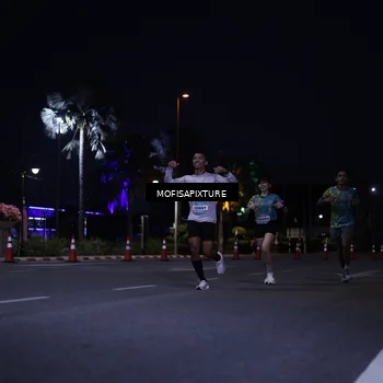 Runner Photo 5877839