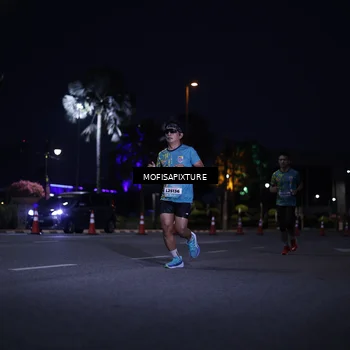 Runner Photo 5877843