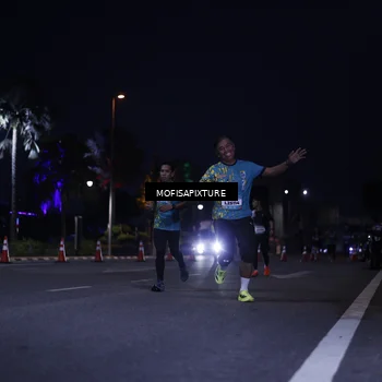Runner Photo 5877844