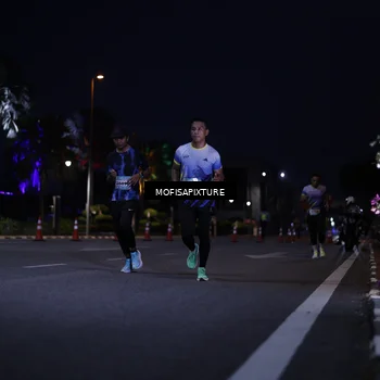 Runner Photo 5877865