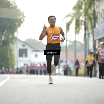 Runner Photo 5877895