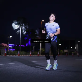 Runner Photo 5877897