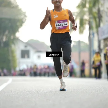 Runner Photo 5877899