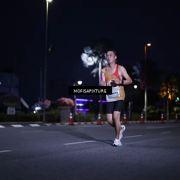 Runner Photo 5877930