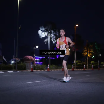 Runner Photo 5877935