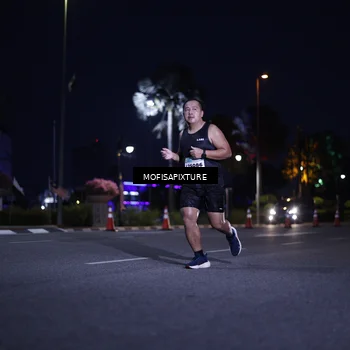 Runner Photo 5877946