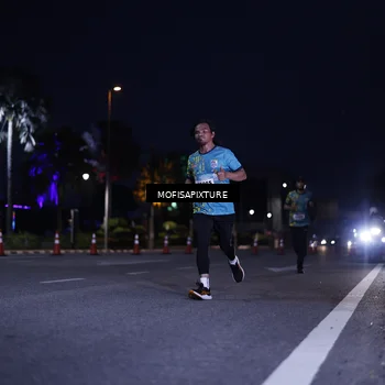 Runner Photo 5877959