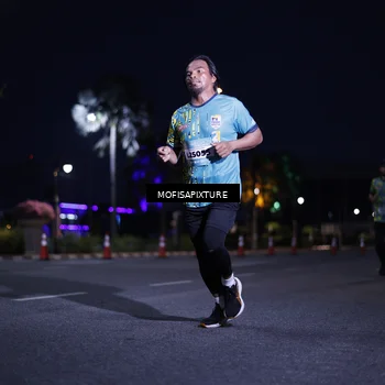 Runner Photo 5877974