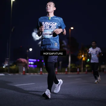 Runner Photo 5877980