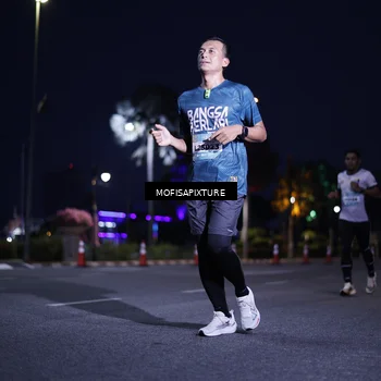 Runner Photo 5877982