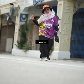 Runner Photo 5878013
