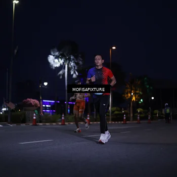 Runner Photo 5878016