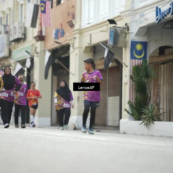 Runner Photo 5878018