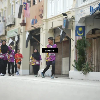Runner Photo 5878019