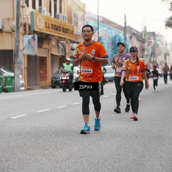 Runner Photo 5878023
